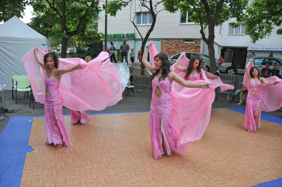 Maison de Quartier Champs Elysees Evry - Danse Orientale 085.jpg